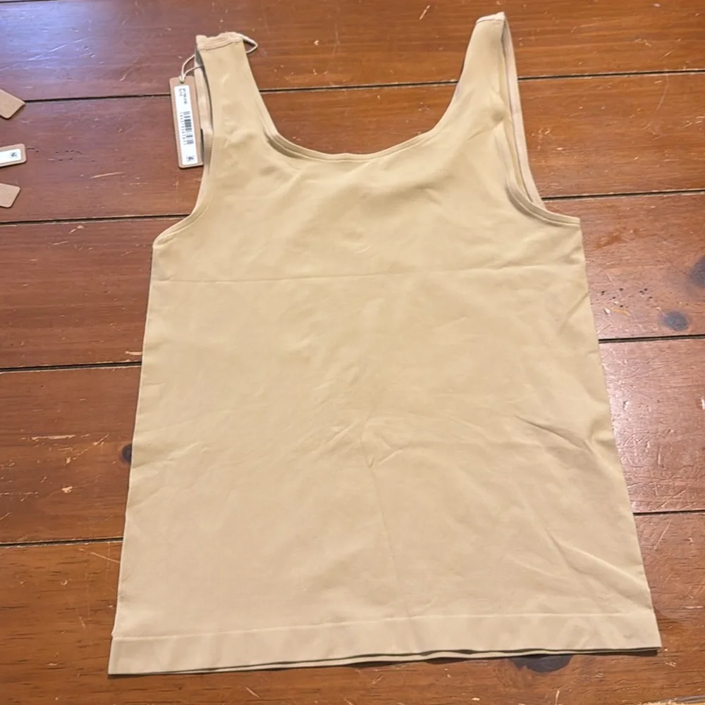 Soft Smoothing Tank | Skims | NWT | Clay - Picture 4 of 6